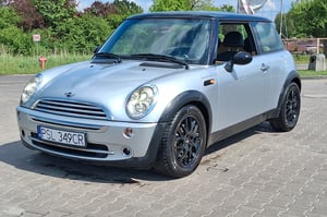 Mini Cooper Hatchback 2005