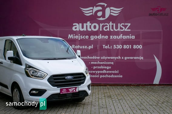 Ford Transit Custom Mikrobus 2023