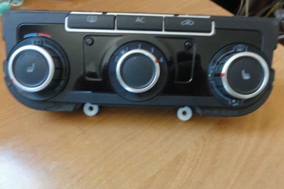 VW GOLF VI PLUS PANEL NAWIEWU