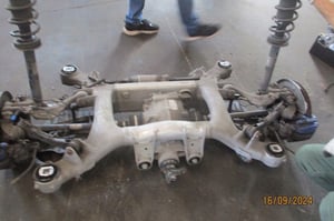 BMW 5 G30 M550D TYLNY MOST 8618727-07 2,81
