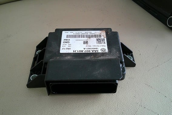 SEAT ALHAMBRA MK2 MODUŁ HAMULCA RĘCZNEGO 3AA907801H