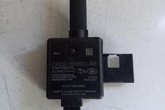 RANGE ROVER SPORT L494 WZMACNIACZ ANTENOWY CH22-15K602-AB