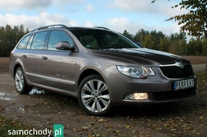Skoda Superb Kombi 2011