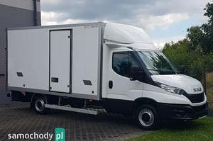IVECO Daily Kontener 2023