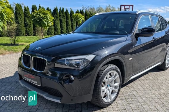BMW X1 SUV 2011