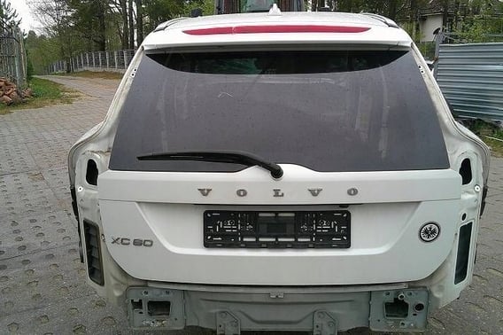 VOLVO XC60 I LIFT KLAPA BAGAŻNIKA TYŁ 614-46 KAMERA