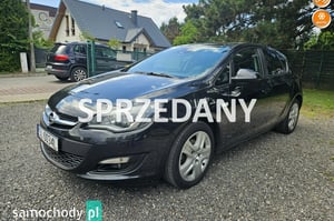Opel Astra Hatchback 2014
