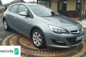 Opel Astra Hatchback 2015