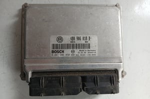 VW PASSAT B5 MODUŁ STEROWNIK SILNIKA 4B0906018B