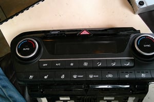HYUNDAI TUCSON III LIFT PANEL KLIMATYZACJI 97250-D7FJ0