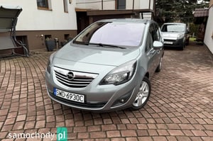 Opel Meriva Minivan 2011