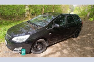 Opel Astra Kombi 2011