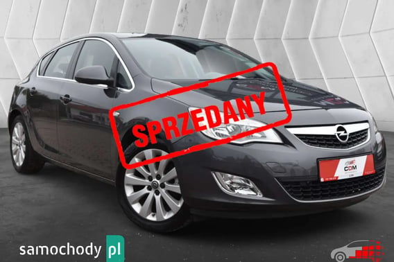 Opel Astra Hatchback 2010