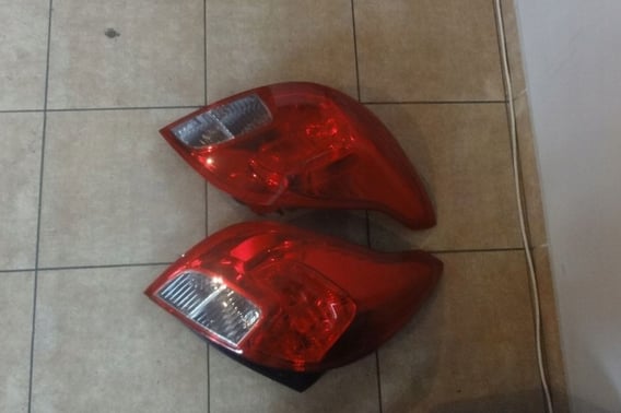 OPEL MOKKA LAMPA TYŁ LEWA