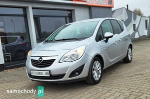 Opel Meriva Hatchback 2012