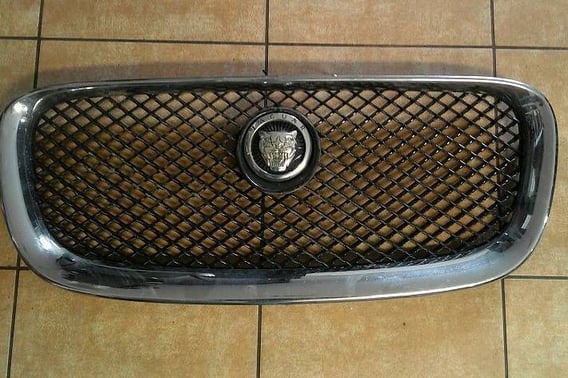 JAGUAR XF I X250S LIFT GRILL ATRAPA CHŁODNICY