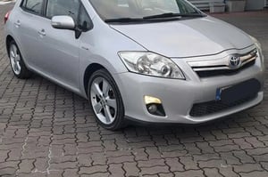Toyota Auris Hatchback 2011