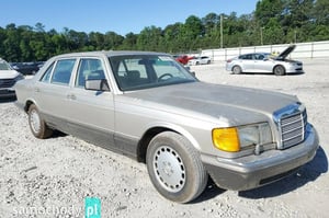 Mercedes-Benz W123 Coupe 1991
