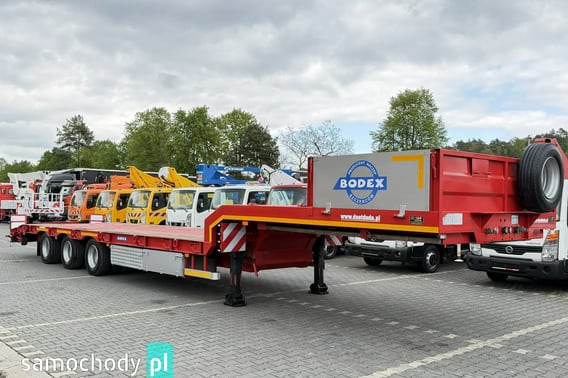Bodex NN3J Ładowność: 26.500kg 3osie SAF Przednia Podnoszona WABCO 2021