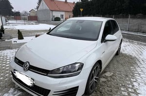 Volkswagen Golf Hatchback 2016