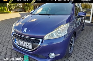 Peugeot 208 Kompakt 2012