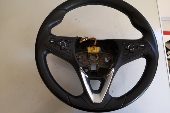 OPEL ASTRA K KIEROWNICA MULTIFUNKCYJNA SKÓRA 39018002