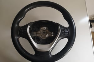 BMW 1 F20 KIEROWNICA MULTIFUNKCYJNA SKÓRA 62560151B