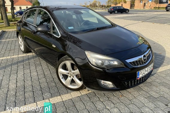 Opel Astra Hatchback 2010