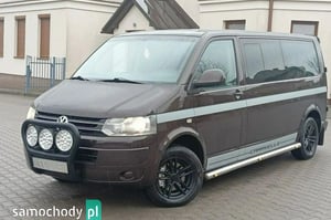 Volkswagen Caravelle Minivan 2010