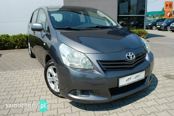 Toyota Verso Hatchback 2009