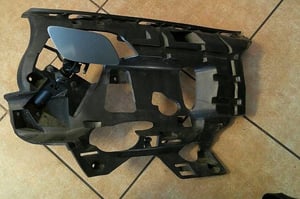 VOLVO V60 I LIFT SPRYSKIWACZ REFLEKTORA PRAWY PRZÓD Z MOCOWANIEM