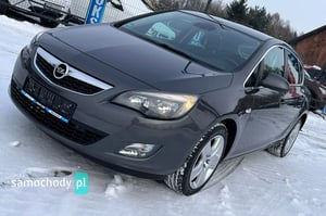 Opel Astra Hatchback 2010