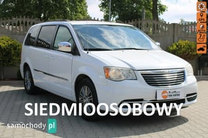 Chrysler Town & Country Van 2014