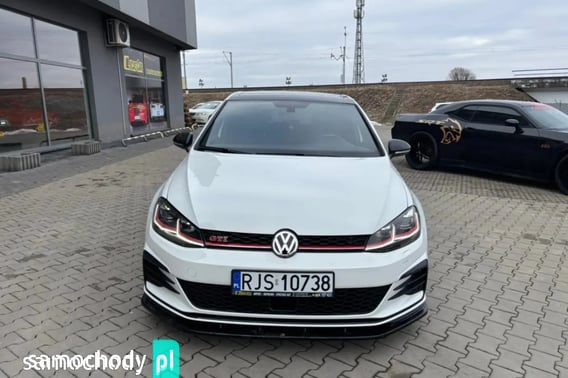 Volkswagen Golf Hatchback 2021