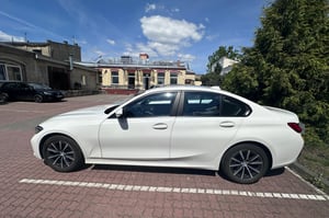 BMW 318 Sedan 2020