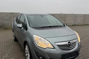 Opel Meriva Minivan 2013