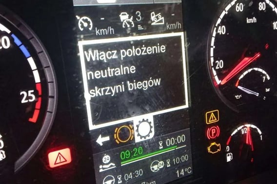 Auto Orzeł – Mobilny Mechanik & Elektryk. Profesjonalna naprawa aut z dojazdem w Poznaniu! 🦅