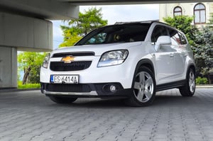 Chevrolet Orlando SUV 2012