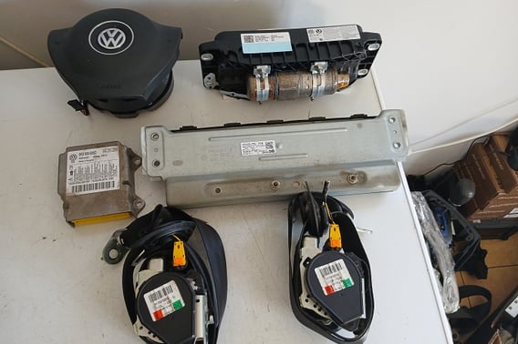 VW GOLF VI PODUSZKI PASY SENSOR KOMPLET.
