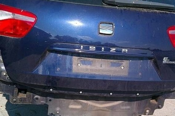 SEAT IBIZA 6J IV KOMBI KLAPA TYŁ BAGAŻNIKA LW5U