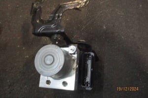 JAGUAR XF II X260 POMPA ABS HX73-14F447-BF