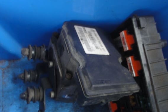 PASSAT B7 POMPA ABS 3AA614109AB