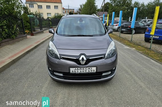 Renault Grand Scenic Minivan 2013