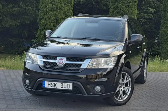 Fiat Freemont SUV 2014