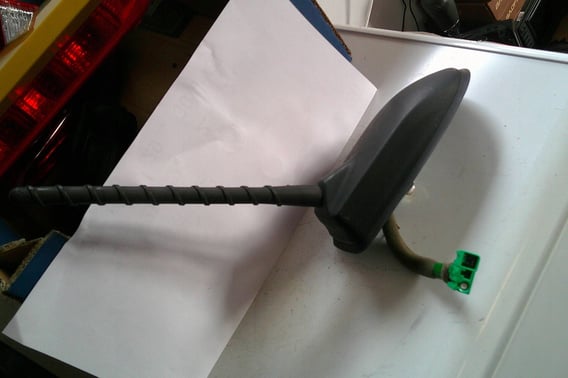 KIA STONIC ANTENA GPS PŁETWA 96210-H8200