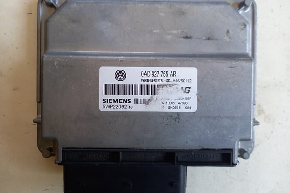 VW TOUAREG I 7L MODUŁ STEROWNIK SILNIKA 0AD927755AR