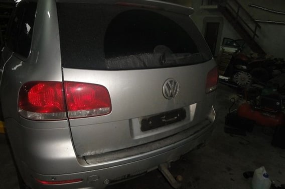 VW Touareg 7L lampy tylne komplet 4 szt