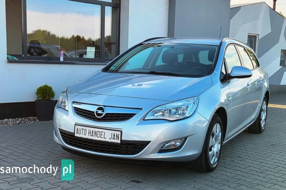 Opel Astra Kombi 2012