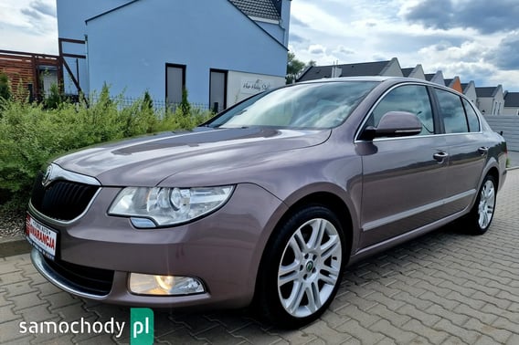 Skoda Superb Hatchback 2012