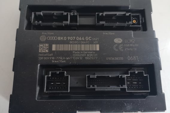 AUDI A4 B8 LIFT MODUŁ KOMFORTU 8K0907064GC